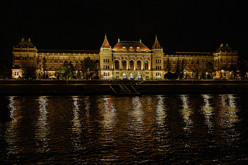 NZ6_3165